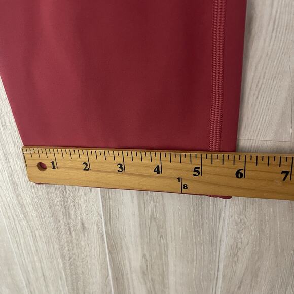 Lululemon Align High-Rise Pant Size 10 Women Pomegranate Yoga Soft Workout Capri - Picture 12 of 13